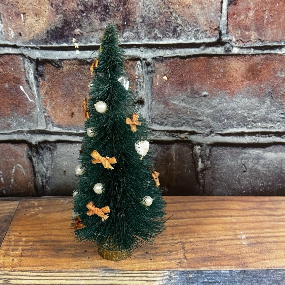Vintage 7.5" Decorated Bottle Brush Christmas Tree ~Pearl Beads‎ Bows Decor